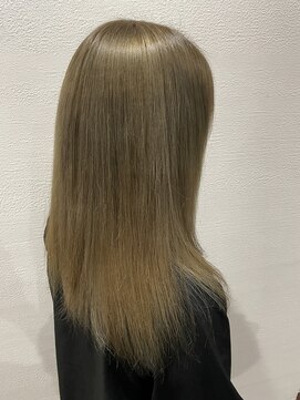 アンチ(ANTI) ベージュカラー