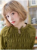 外国人風ハイトーンカラーゆるふわ小顔ボブa戸頭10代20代30代