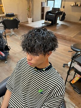 シリー(SILLY) 沖縄メンズ波巻きスパイラルパーマ