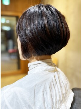 ビミュ(vimu) 前下がりショートボブ  [ショート/パーマ/三宮/元町/縮毛矯正]