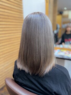 ヘアーメイク ダンス(hair make DANCE) ＊ブリーチありカラー　グレージュ＊