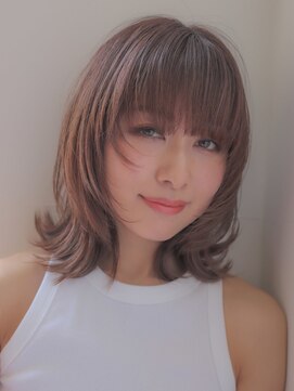 ソレイユトウキョウシブヤ(SOLEIL TOKYO shibuya) 小顔見えミディアムフェイスレイヤーくびれヘア透明感ベージュ