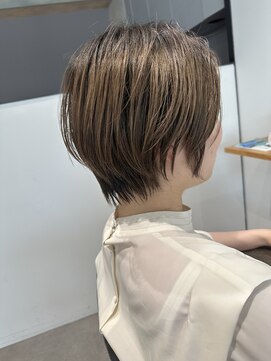 ローゼル(roselle) 春に向けてショートボブに