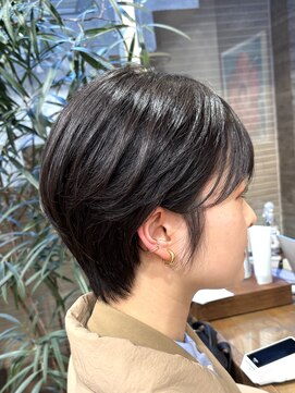 シルフィ(sylph) マニッシュショート_耳掛けショート