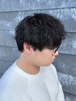 ヒュイル バイ ニアウ(Hwyl by Niau)&nbsp;シャドウパーマカットパーマ波巻きスパイラルウルフショート