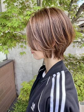 エム インターナショナル 春日部本店(EMU international) 横顔が綺麗に！丸みショート