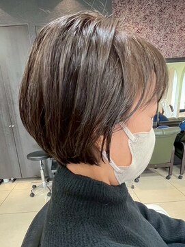ヘアークリアー 春日部 ミセス ふんわり軽やか ポイントパーマ ショートボブスタイル