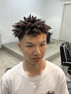 ヨロ(YOLO) スパイキーアフロ
