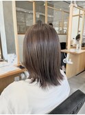 アッシュグレージュ