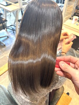 縮毛矯正＋髪質改善トリートメント