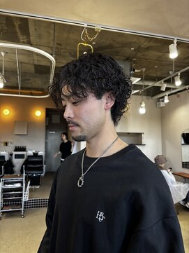 エイム(Aem.) ＊矯正履歴にも！？　スパイラルパーマ出来ます