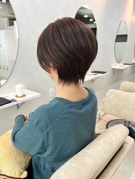 ラル(Lalu) ショートカット/レイヤー/顔周り/前髪