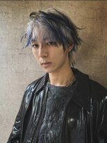 イル(iLe.)&nbsp;MEN’S HAIR/サーフカール/刈り上げセンターパート/ブリーチ