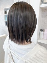 キャアリー(Caary)&nbsp;福山市美容室Caary人気 ぱっつんグレージュ系ボブ