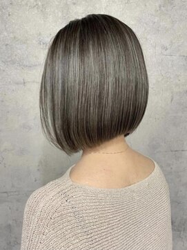 ブロッサム 上福岡店(Blossom) 奥行きショートボブ/くびれミディ/ ハイライト/[上福岡]