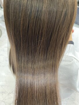 エスカーラ 表参道(THE ESCALA) ＠shino＿ne197/アッシュグレージュ/マットグレージュ