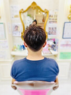 美容室 ティンカーベル ツーブロックショート