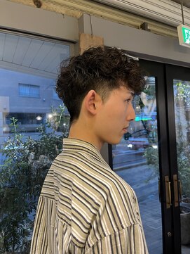 ゼストカロン(ZEST Kalon) ワックス使用/くるくるプードルパーマ