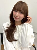 ユーフォリア 銀座本店(Euphoria)&nbsp;くびれ巻き 韓国風レイヤー 顔周りカット 小顔カット ブリーチ