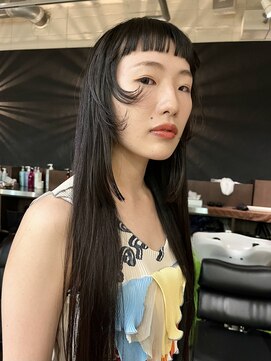 ダブ アオヤマ(DaB AOYAMA) 顔まわりデザインカット姫カット顔まわりレイヤー