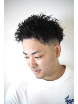 髪工房ケンズ 上新庄(髪工房ken's) ツイストスパイキー