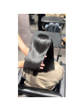 ミヨン なんば店(miyon) 韓国レイヤーカット×暗髪カラー×髪質改善