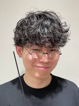 ヨシザワインク プレミアム 横浜 桜木町店(YOSHIZAWA Inc. PREMIUM) メンズプードルパーマツーブロック理容室