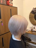 シールドヘアー 沖縄 新都心(C'LD Hair) ホワイト/那覇美容室/新都心美容室
