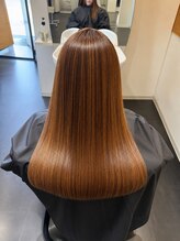 ビーアップヘアー(be:up hair)&nbsp;大阪狭山｜自然な縮毛矯正で艶髪ロング