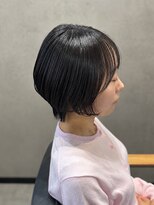 フィガロ バイ テイラー(FIGARO by Taylor) 横顔映えるつるんと艶コンパクトボブ