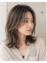 アースオーセンティック 小平店(EARTH Authentic) 白髪ぼかしハイライト×くびれレイヤー