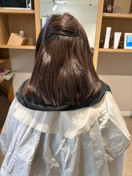 アルフレッド 桜本町店(alfRed) 酸性ストレート/自然な艶髪/まとまる外ハネミディアムヘア