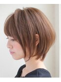 ショートボブ