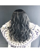 周りと差をつけたい方には1ミリにこだわってハイライトの太さをコントロール☆一人一人のなりたいを再現☆