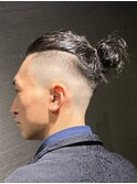 ビジネスマンバン ツイストスパイラル スキンフェードカット