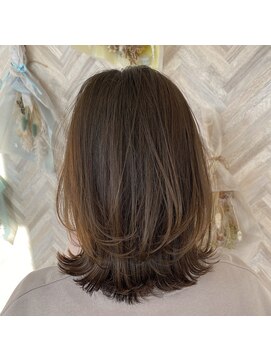 アンカーデイズ(Anchor Days) くびれレイヤースタイル