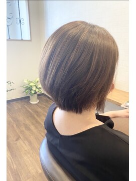 リアンヘアー(Lien hair) 軽く動きの出る段カット