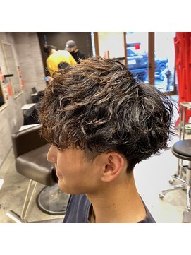 オクルス(OCULUS) ツイストスパイラルパーマ