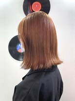 エム(EM) ミルクティーベージュ/ダブルカラー/ブリーチ/髪質改善/下北沢