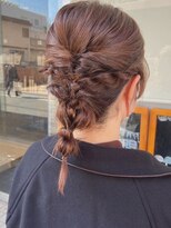 アイディー バイ ケンジ(id. by KENJE)&nbsp;ボブ編み下ろし結婚式二次会パーティーヘアセットショート