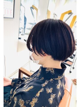 ポリッシュヘアメイク 二和向台店 シンプルショート