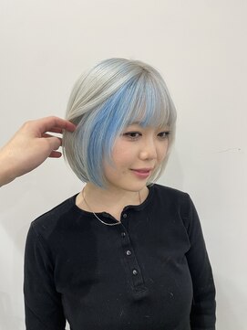 クラン バイ ナチュラル(clan by Natural) ホワイトカラー/デザインカラー/水色カラー @seiji_1027_