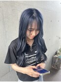 ネイビーカラーブリーチ×ゆるふわみなみウェーブロング10代20代
