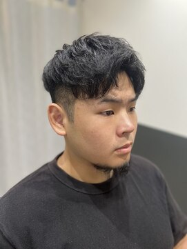 ポルテオムプレス(PORTE HOMME PRES) アップバング+ツイストピンパーマ