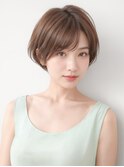 長めバングのエアリーショート
