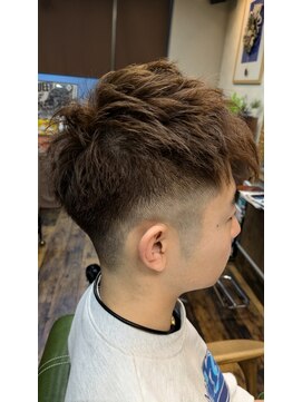チップヘアー(Tiphair) ショート・フェードカット