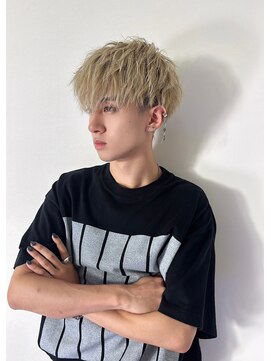 メンズサロン キング 梅田店(Men’s salon K!ng) 波巻きツイストスパイラルパーマ/フェザーパーマ/眉毛/メンズ