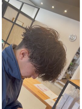 メンズギフト(men's GIFT) 刈り上げツーブロック波巻きスパイラルパーマメンズマッシュ