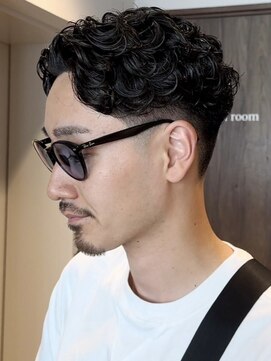 グルーマーズクレッジ 渋谷店(GROOMER/S CREDGE) men's/メンズ/ツイスト/ニュアンス/フェザーパーマ/韓国/渋谷