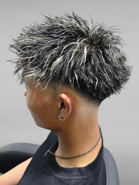 アノ 別府店(Ano.) スキンフェードツイストパーマホワイトメッシュジェット別府